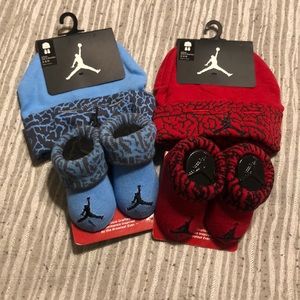 NWT Jordan booties and beanie